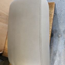 Center Console Cover Mercedes R350 Rear