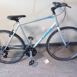 Trek mtn. bike    XL frame