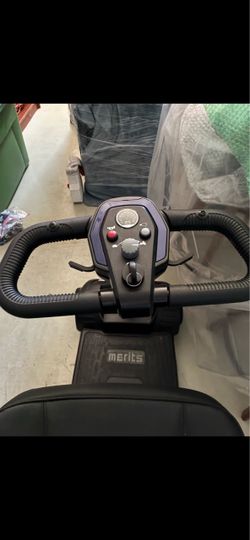 Merits Pioneer 9 S331 Heavy Duty 3-Wheel Scooter for Two Excellent Condition, not used.