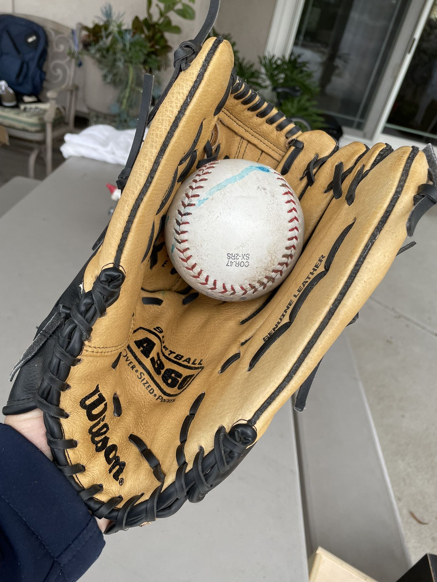 Wilson Softball π₯ Glove A360 14 Inch In Great Condition
