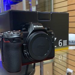 Nikon Z6 III < Open Box > 