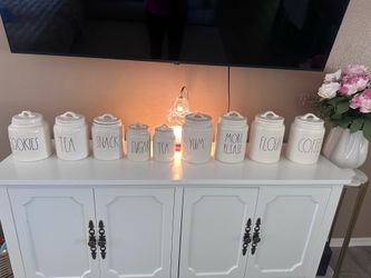 Rae Dunn canister set