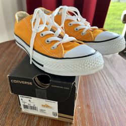 Convers Women  6 / Men 4 