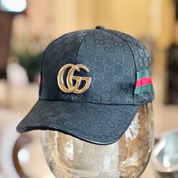 GG CANVAS BASEBALL HAT WITH WEB Gucci
