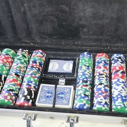 Vintage Poker Chip Set 1 Cards Game with Case