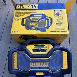 Dewalt 20v/60v Jobsite Radio Charger with Bluetooth + USB BRAND NEW 