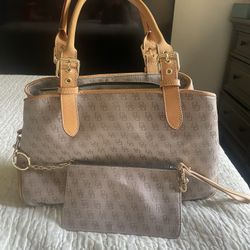 Dooney & Bourke Purse With Wristlet 