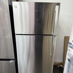 Brand new GE 17.5 Cu. Ft. Top Freezer Refrigerator in Fingerprint Resistant Stainless Steel