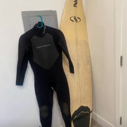 New 6’5” Used Surfboard Wetsuits Snorkel Find 2 Sets