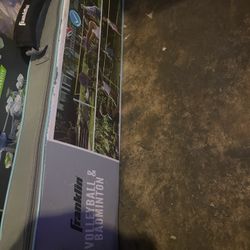 New Franklin Volleyball Set. /badmitten New Never Opened