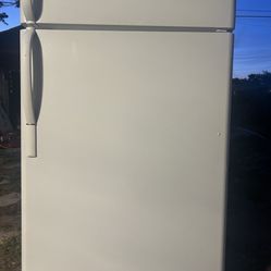 Frigidaire Crown Serie Refrigerator 