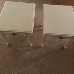 Nightstands/end Tables 