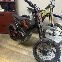 Strike Eletric Dirt Bike 