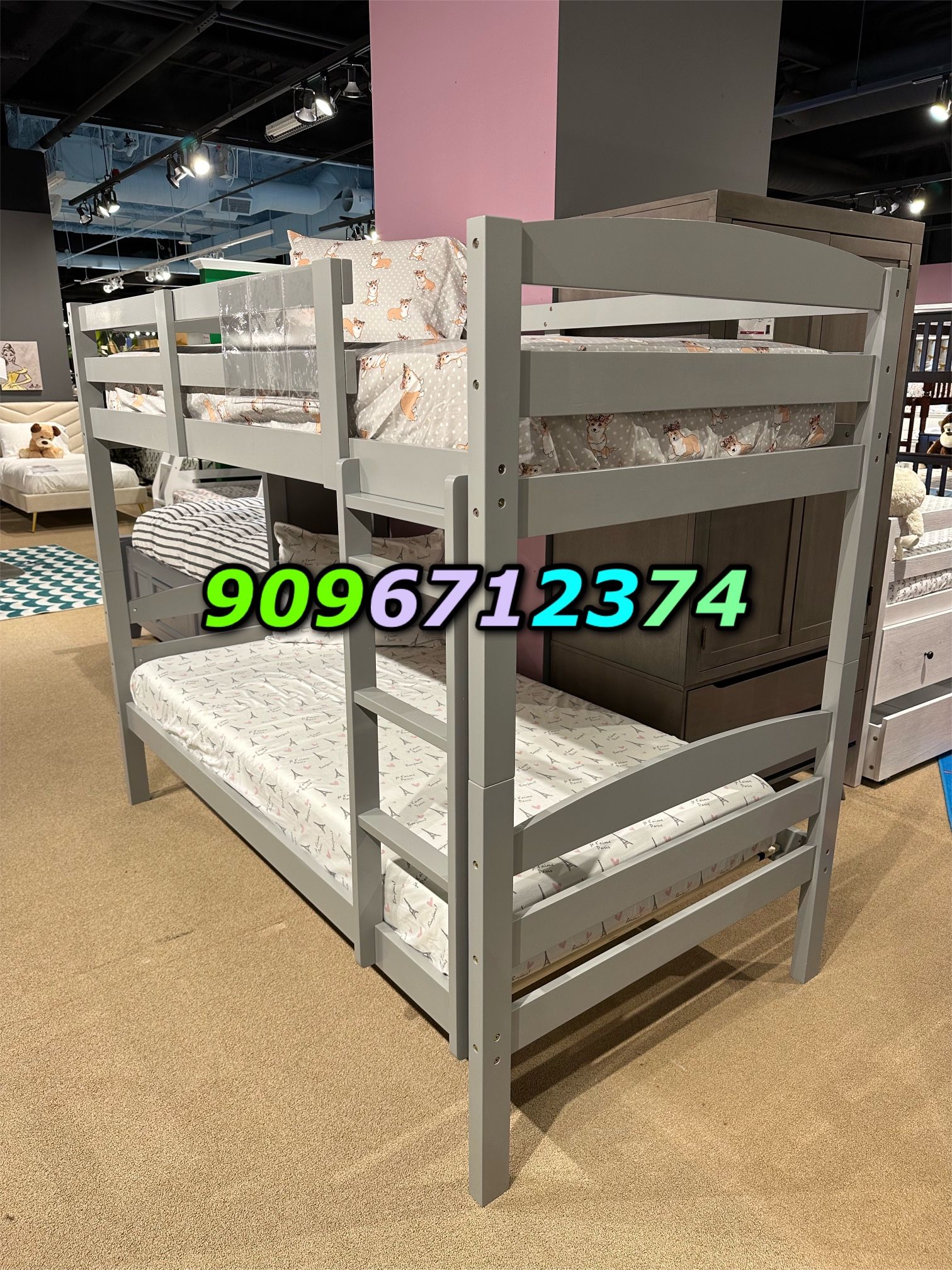 Twin/Twin Wooden Bunkbed W. Orthopedic Mattresses Included