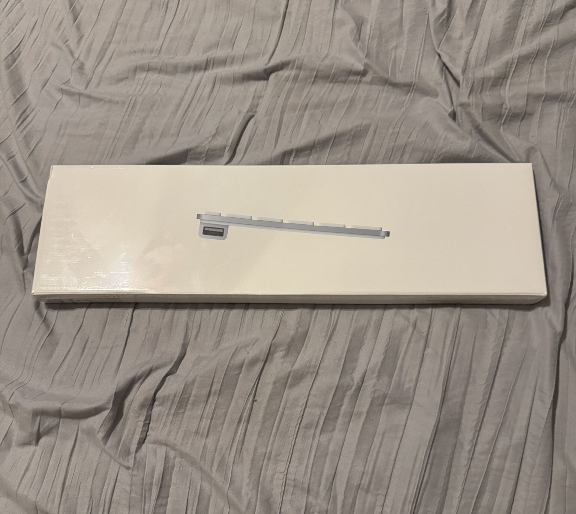 Apple Keyboard