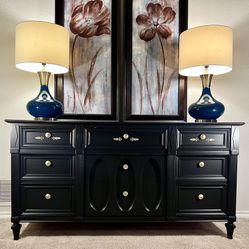 🔆🔆ELEGANT BLACK MCM dresser/buffet/sideboard/credenza/tv Stand/dining Server/vanity/changing Table