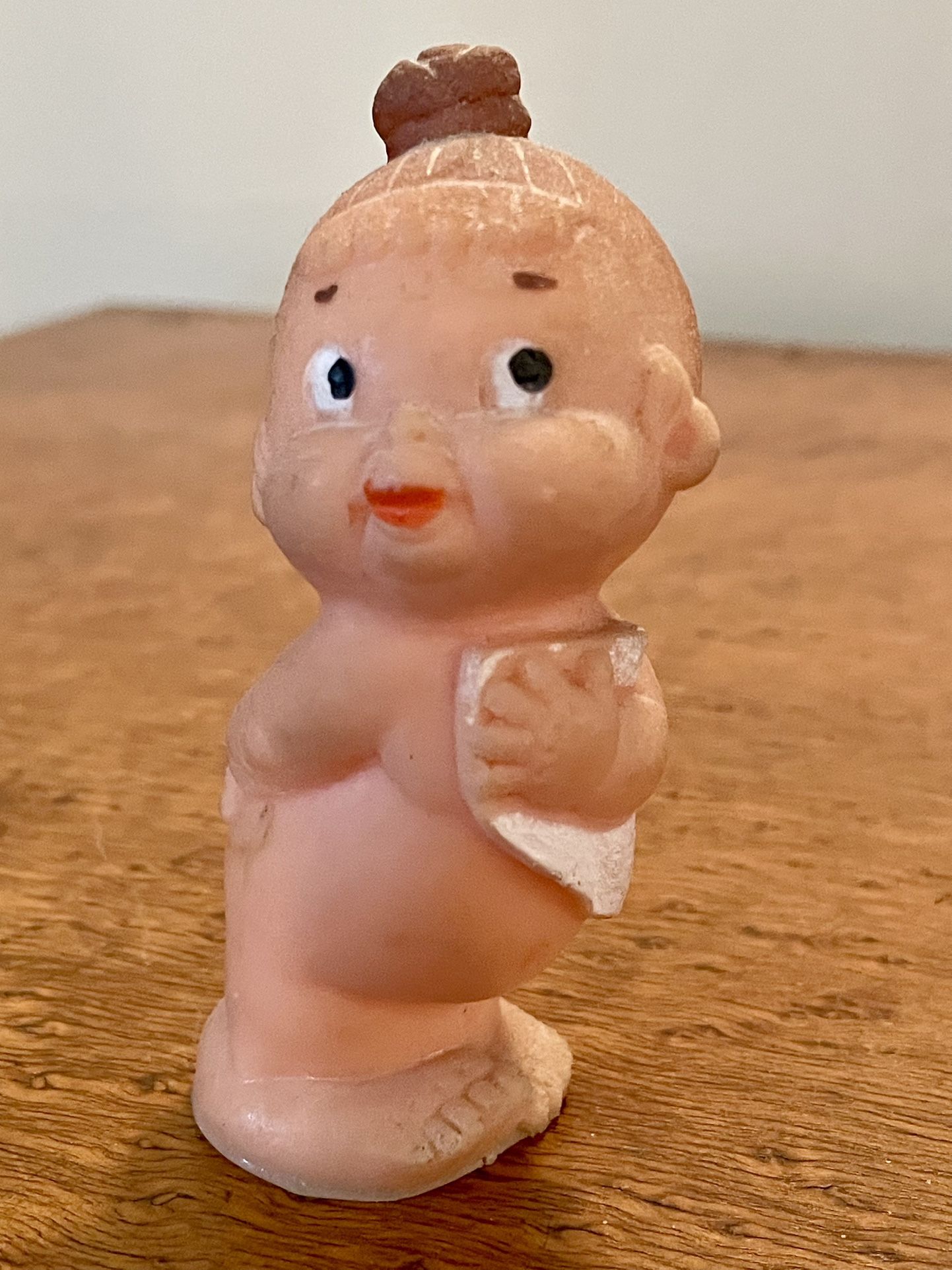 Vintage Rubber, Kewpie Doll Holding Her Blanket. Made In France. Laflex