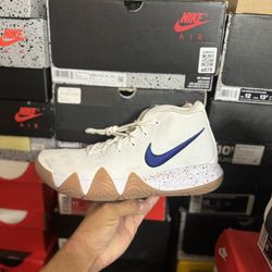 Kyrie 4 Uncle Drew size 8.5 Close To VNDS 