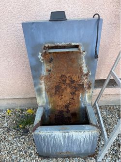 Rustic Metal Water Fountain w/ Working Pump – Industrial Garden Decor