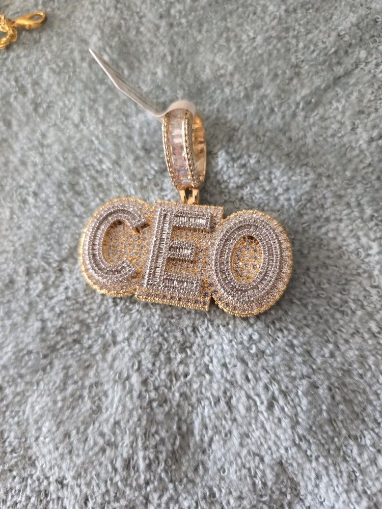 CEO Pendant 14k With Diamonds