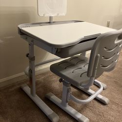 Child desk and chair