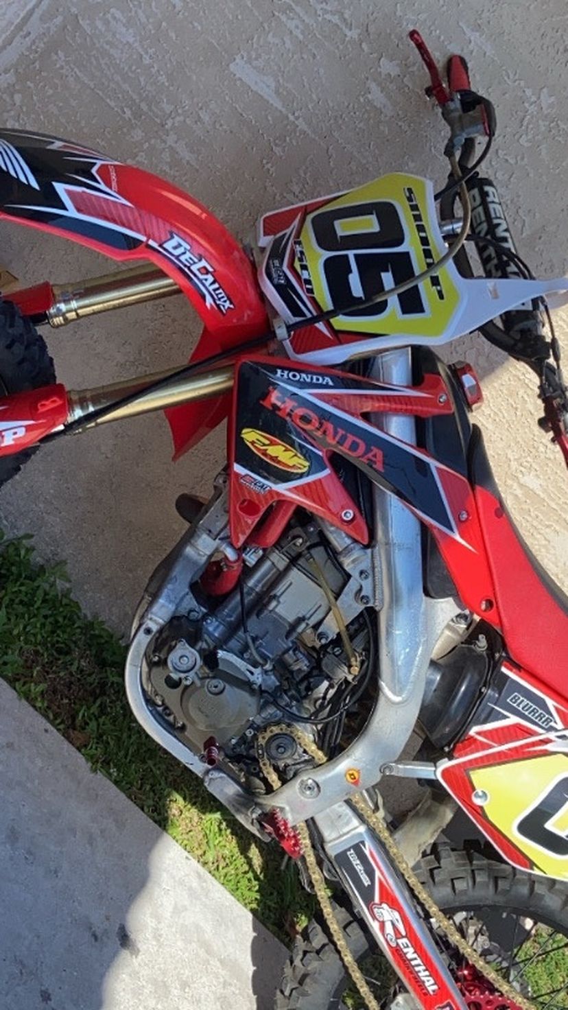 Photo 2008 honda crf450