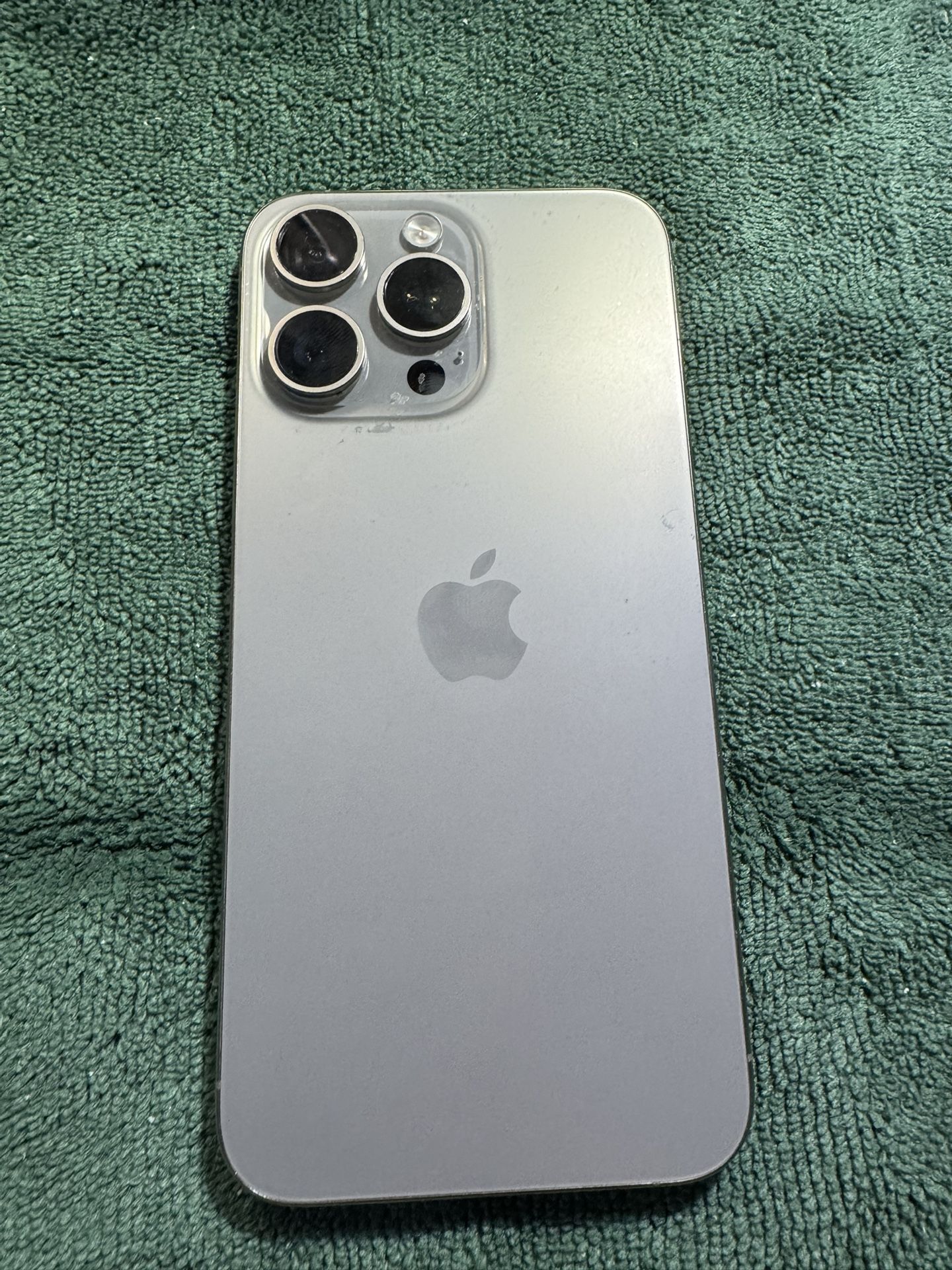 iPhone 15 Pro Max 256GB