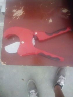 PVC pipe cutter