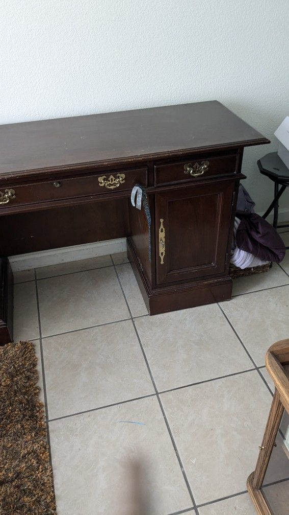 Nice Desk  