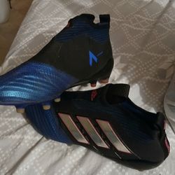 Zapatos De Fútbol Adidas # 8 Y Medio