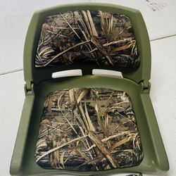 Attwood Padded Flip Boat Seat