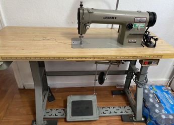 JUKI Sewing Machine 