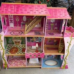 Wooden Barbie Dream Castle