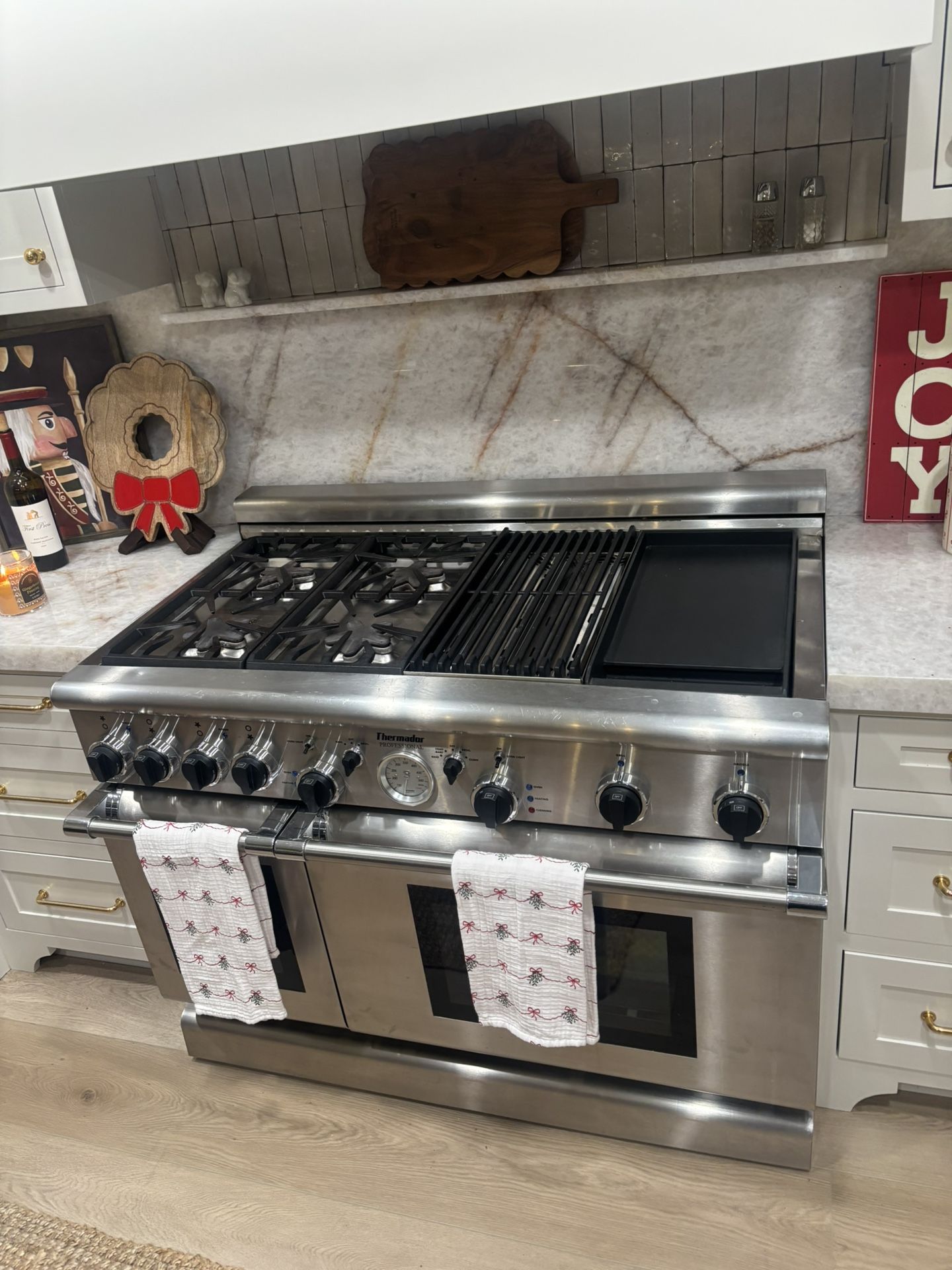 48 in thermador double oven with convection 