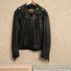 Vintage Genuine, Harley Davidson Men’s Riding Coat With Fringe In Like New Conditiono