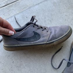Nike SB Gray And Black 9 1/2