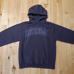 Prairie Mountain Lake Okoboji Gray Hoodie (M)