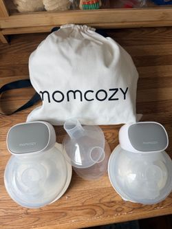 Momcozy wearable breast pump
