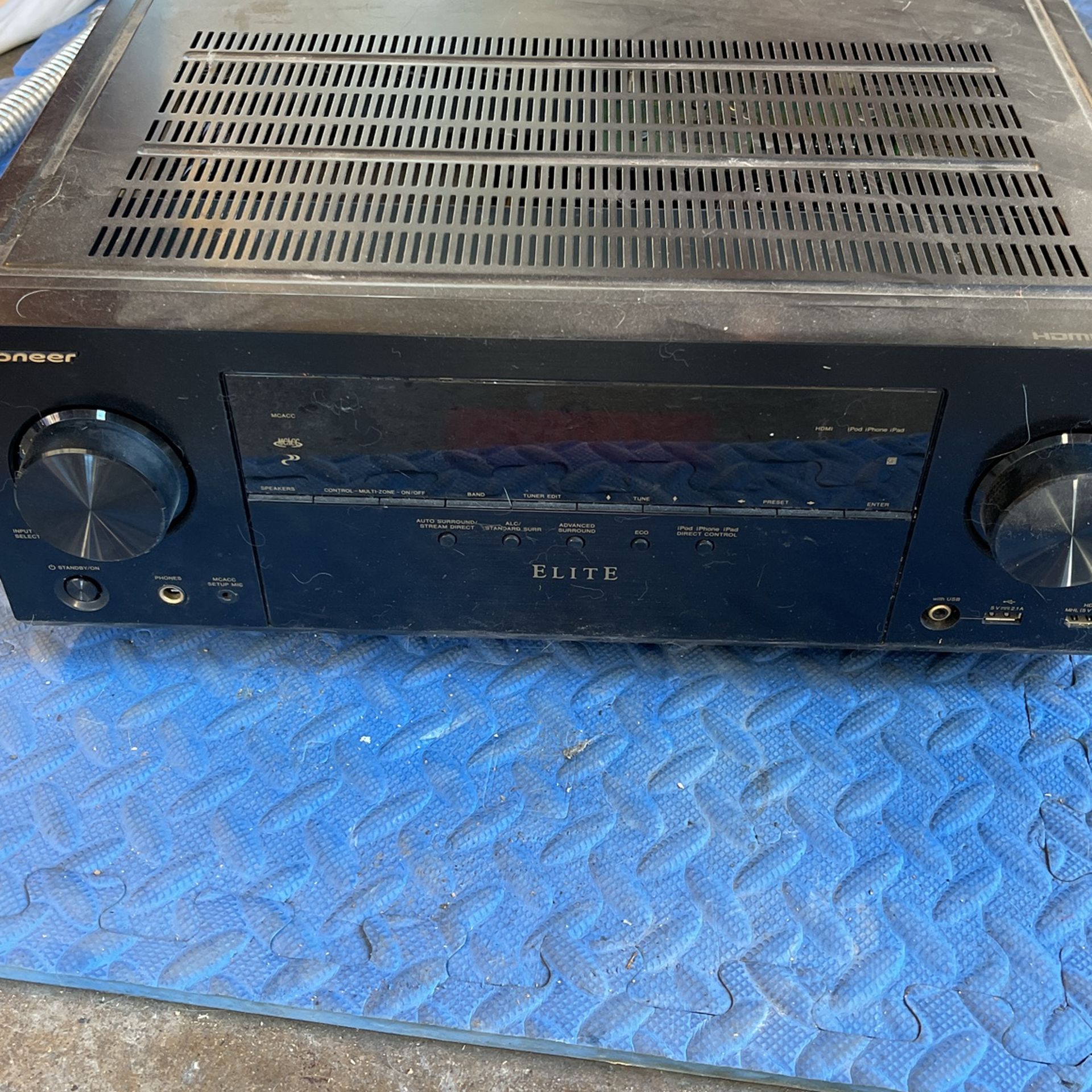 Pioneer Elite Receiver (VSX -43)