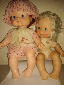 Vintage Strawberry Shortcake dolls