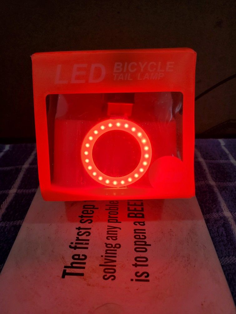 BICYCLE ROUND RED TAILIGHT 