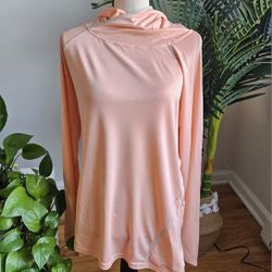 
Patagonia Sunshade coral pink trim gray hoodie size xl  Lightweight quick-drying 100% polyester jersey with 45-UPF sun protection
Straight cuffs with