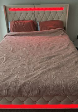 Queen size bed frame With mattress