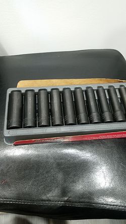 Snap on 1/2 drive impact socket set..