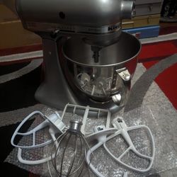 KitchenAid Artisan Series 5 Silver Metallic Stand Mixer