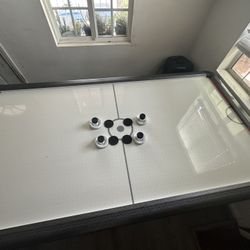 Air Hockey Table 