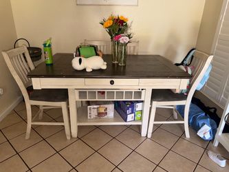 Dinning table