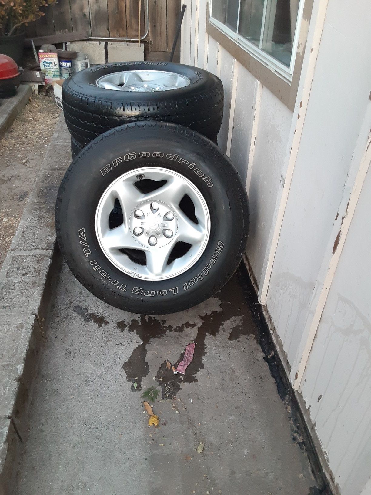 2002 Toyota tundra 16" stock rims