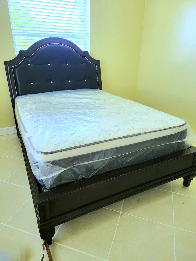 NEW QUEEN PILLOWTOP SET MATTRESS AND BOX SPRING-2PCS