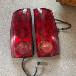 Oem GMC Yukon Tail Lights